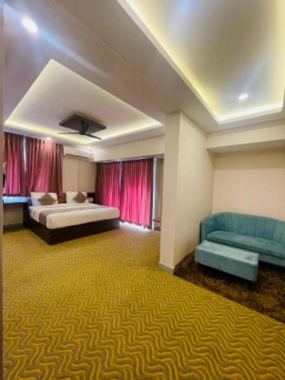 Vovo Hotels Yelahanka Exterior foto